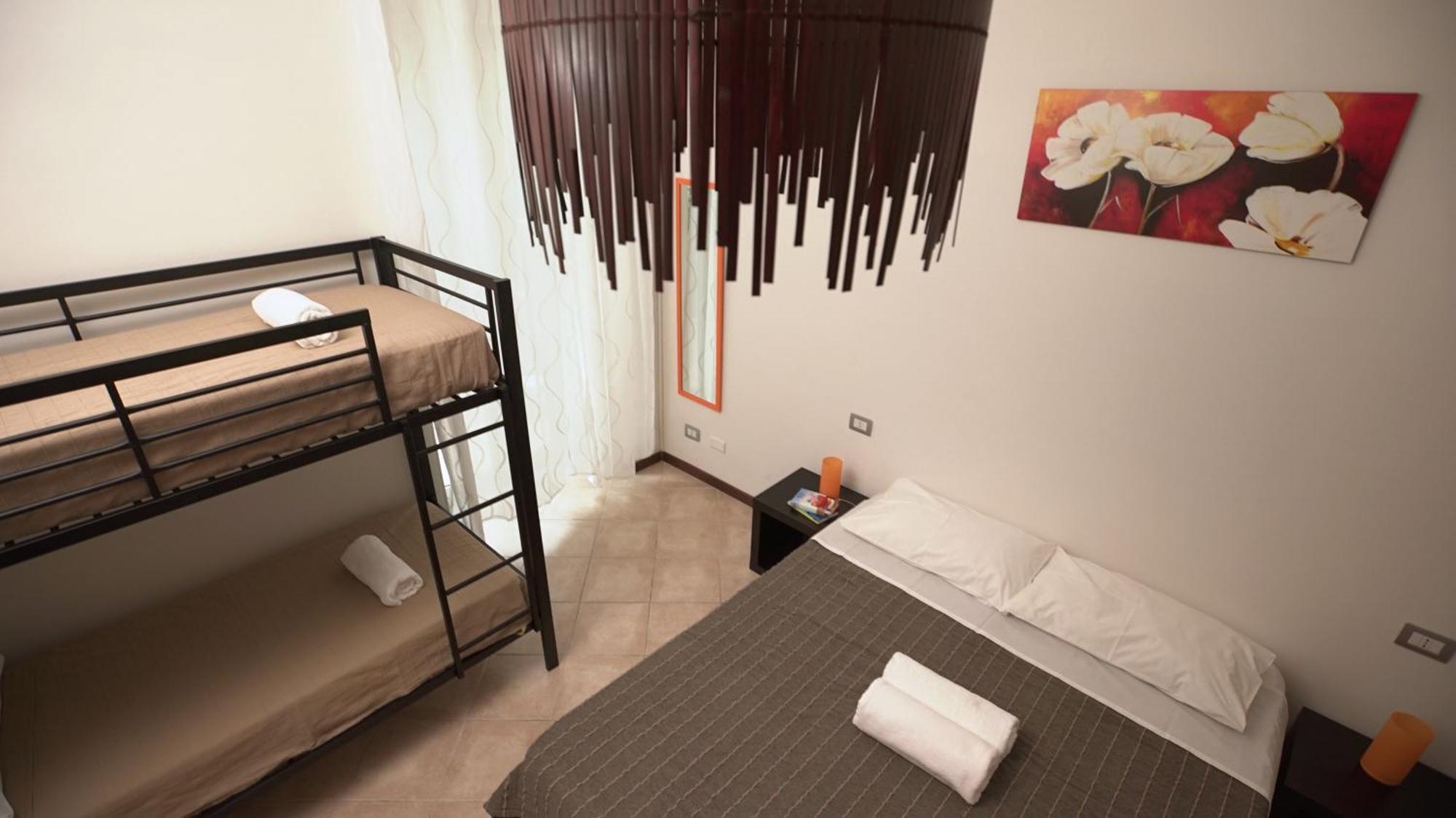 Domus Amica Hotel Rome Exterior photo